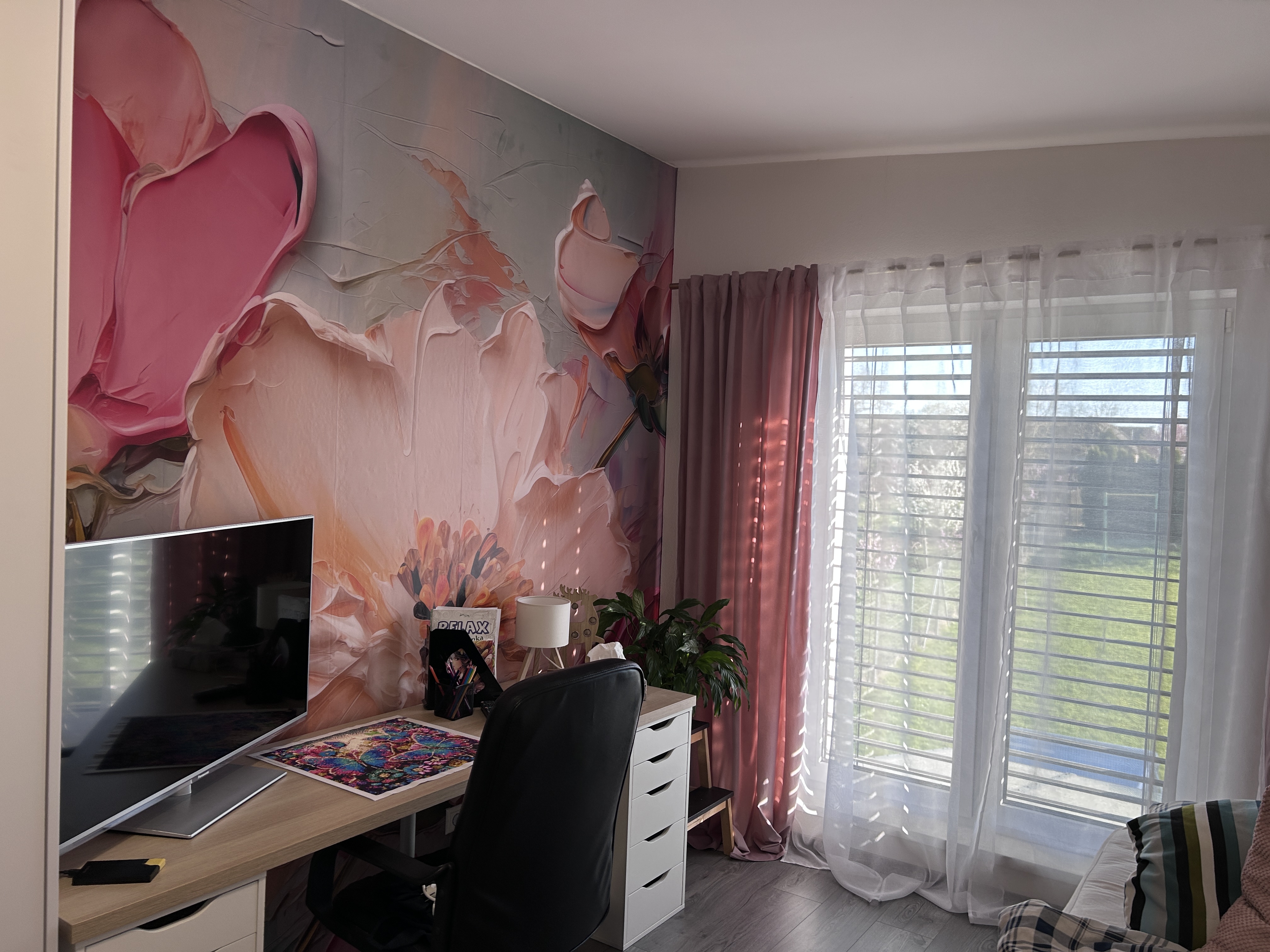 Afbeelding #1 van Michaela