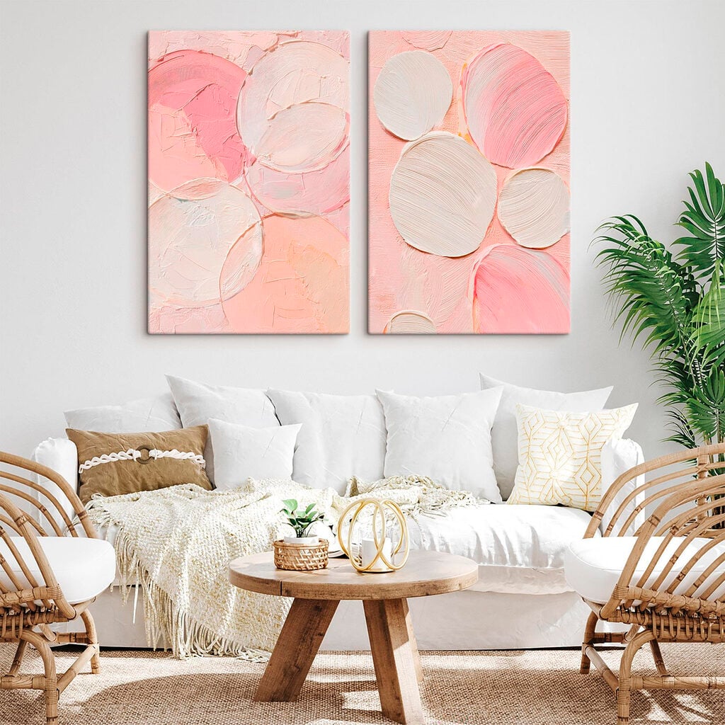 Soft hues of abstract circles