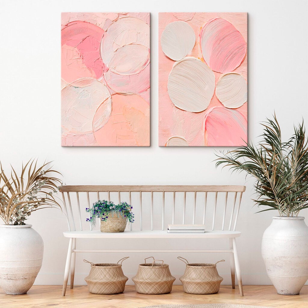 Soft hues of abstract circles